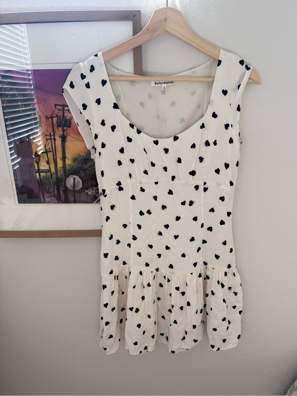 Reformation cream black Sweetheart print Olencia drop size M
Preowned dress
